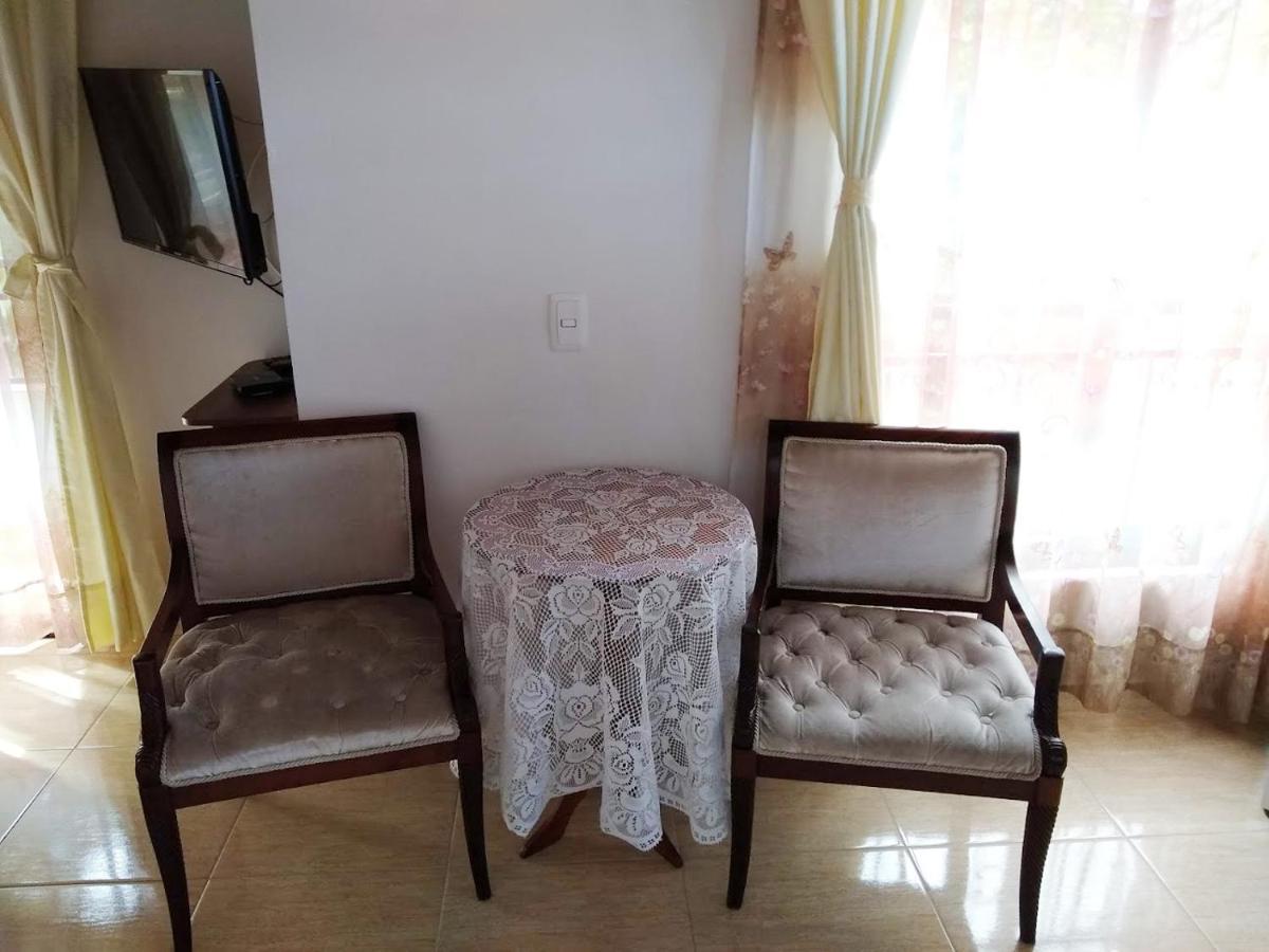 Mayorca Homestay Medellin Luaran gambar